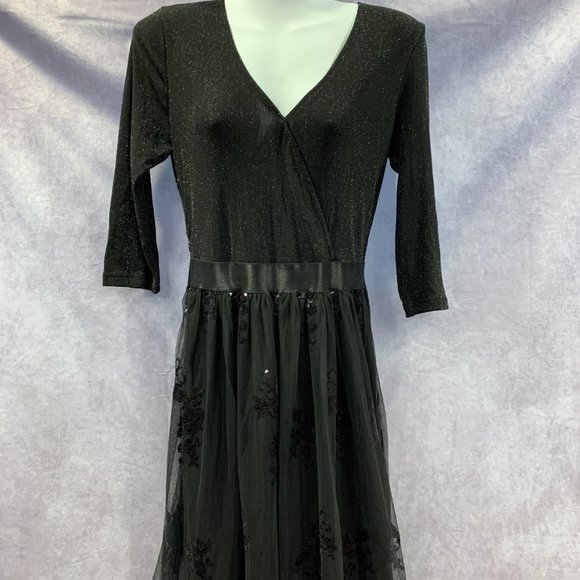 GRAPENT Women's Sequin 3/4 Sleeves Evening Gown - Picture 2 of 9